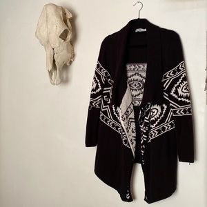 Black & White quality cardigan with aztec woven design